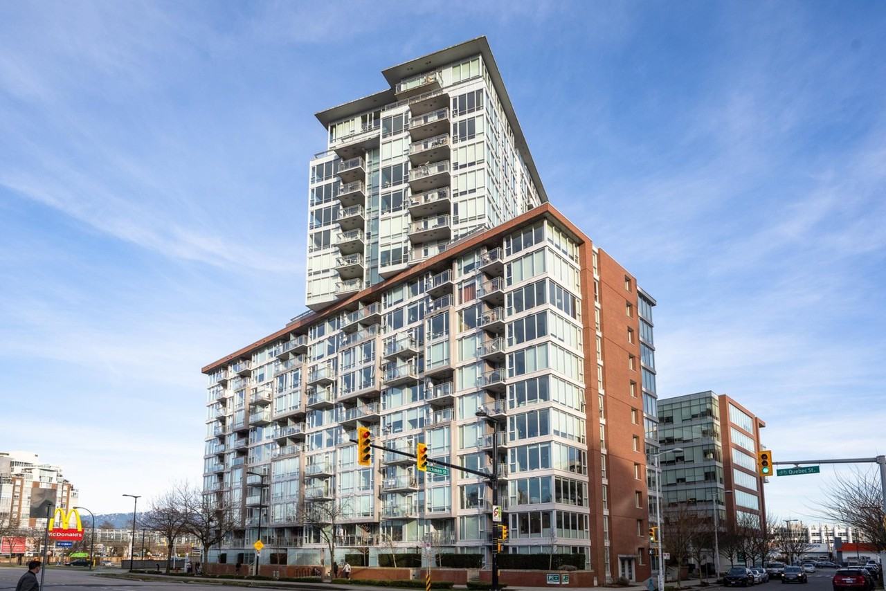 1618 Quebec Street #2002