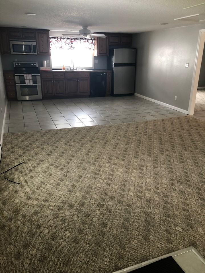 608 Island St #3 - Photo 3 of 8
