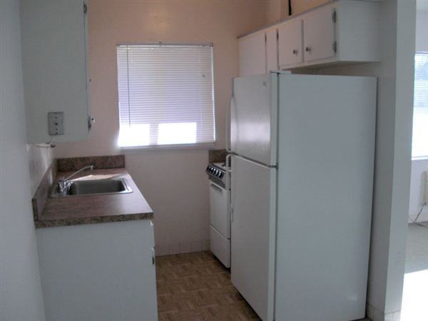 Island Park Apartments - Photo 3 of 3