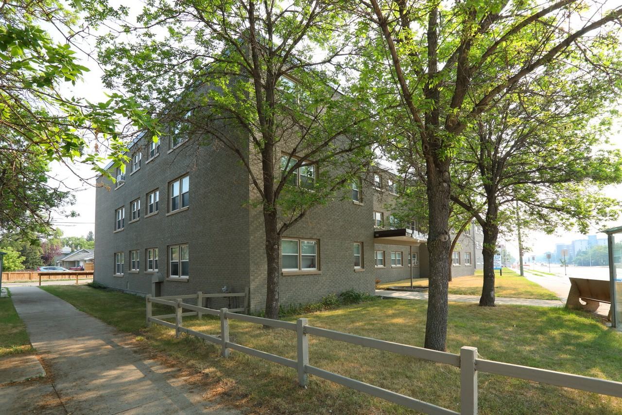 The Whytewold Apartments 2461 Portage Ave, Winnipeg, MB R3J 0N3 Zumper