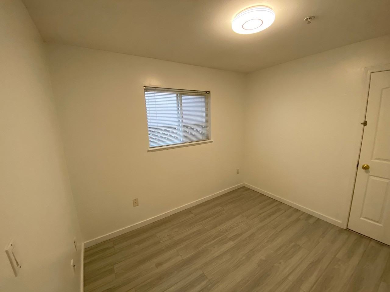 2738 Ward Street - Photo 4 of 5