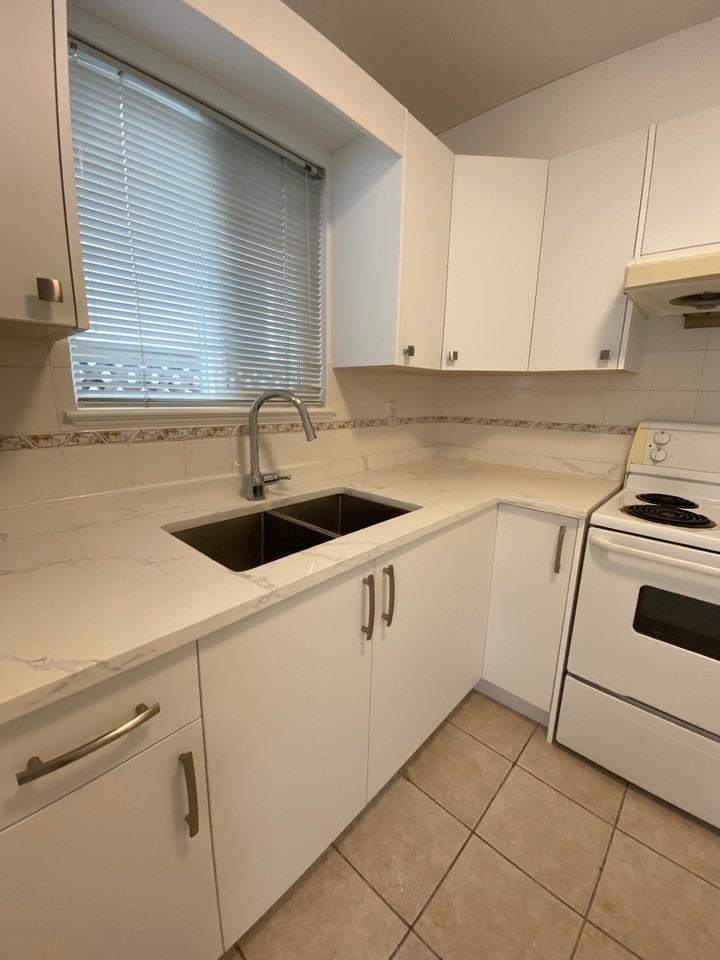 2738 Ward Street - Photo 2 of 5