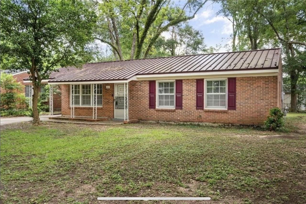 717 Wilshire Rd #NA - Photo 2 of 20