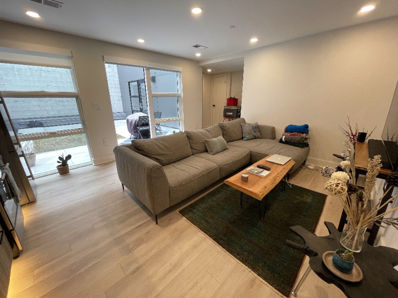 1716 14th St Nw #44 - Photo 3 of 10