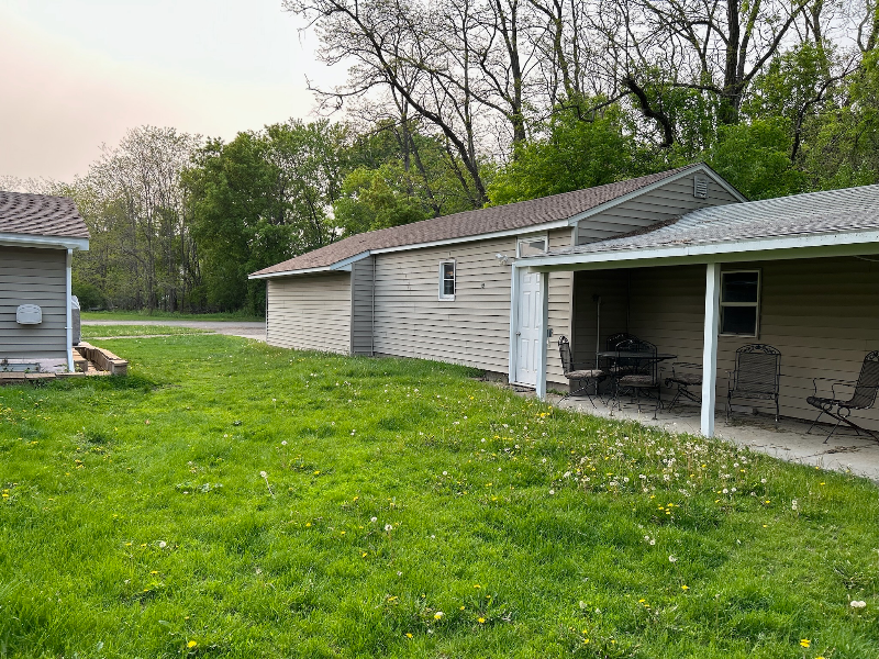 928 1st St - Photo 3 of 39