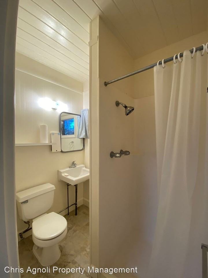 840 Mission Canyon Rd - Photo 3 of 8