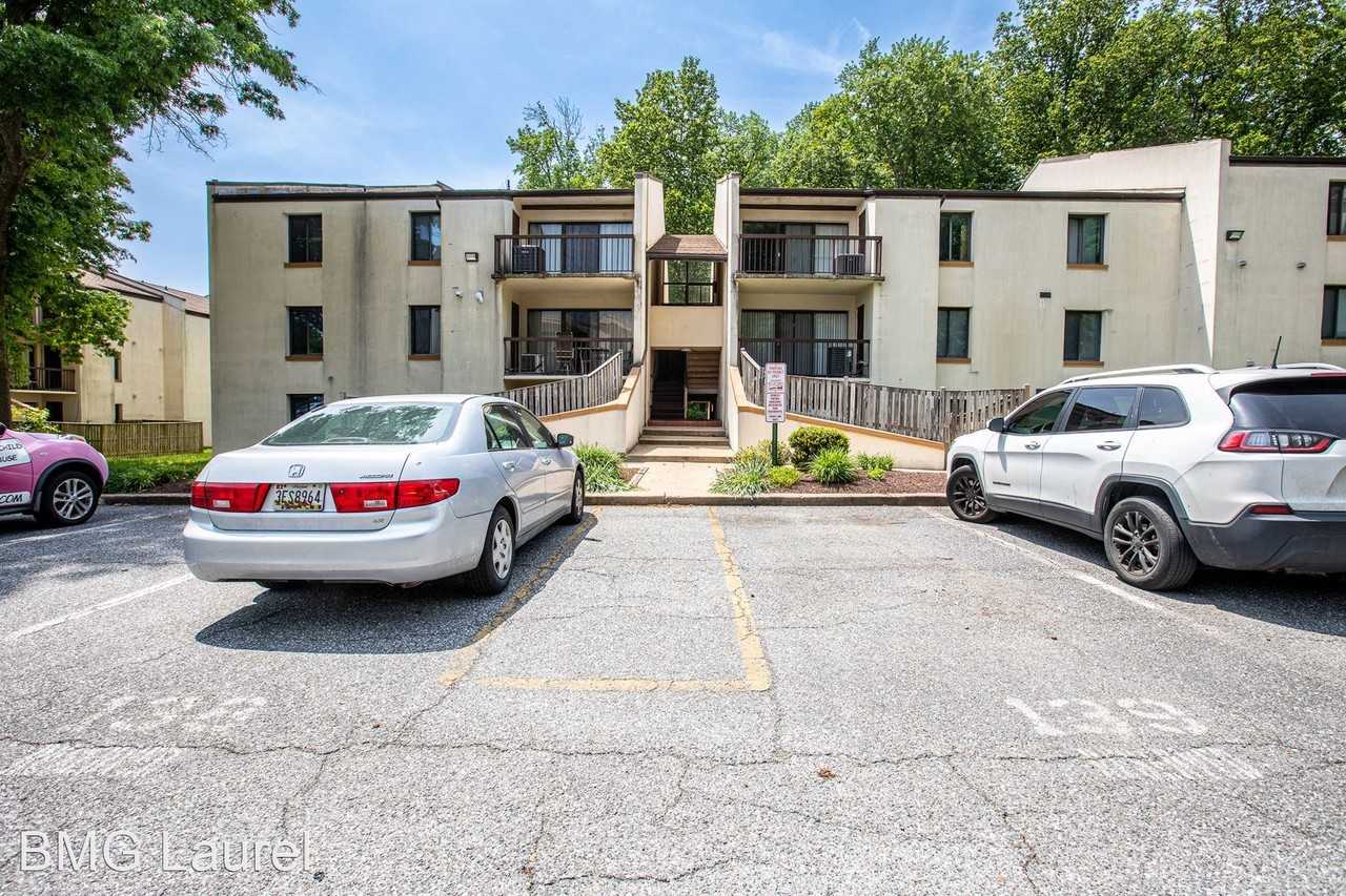 10110 Campus Way S - Photo 2 of 21