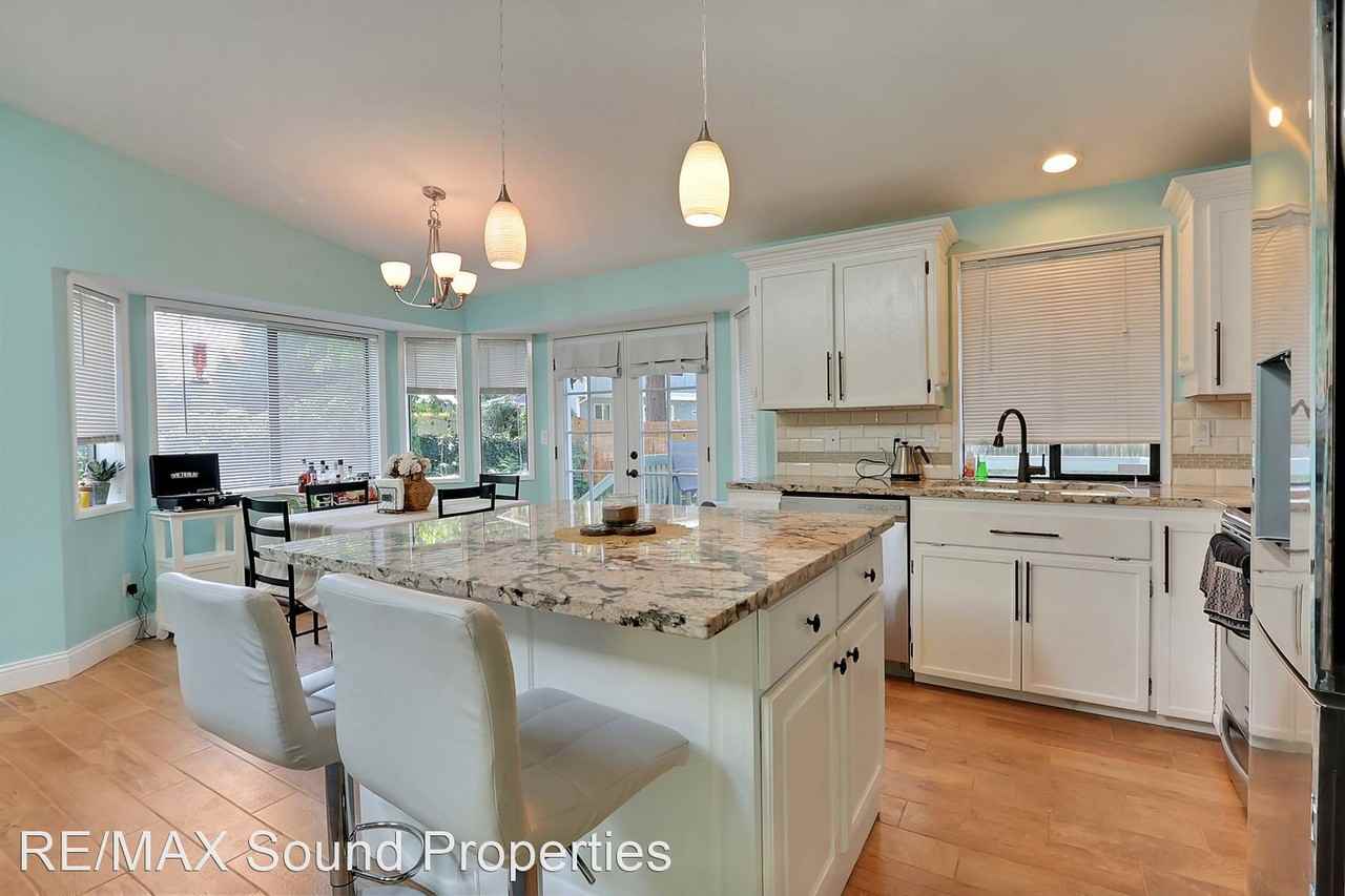 310 View Rd - Photo 3 of 18