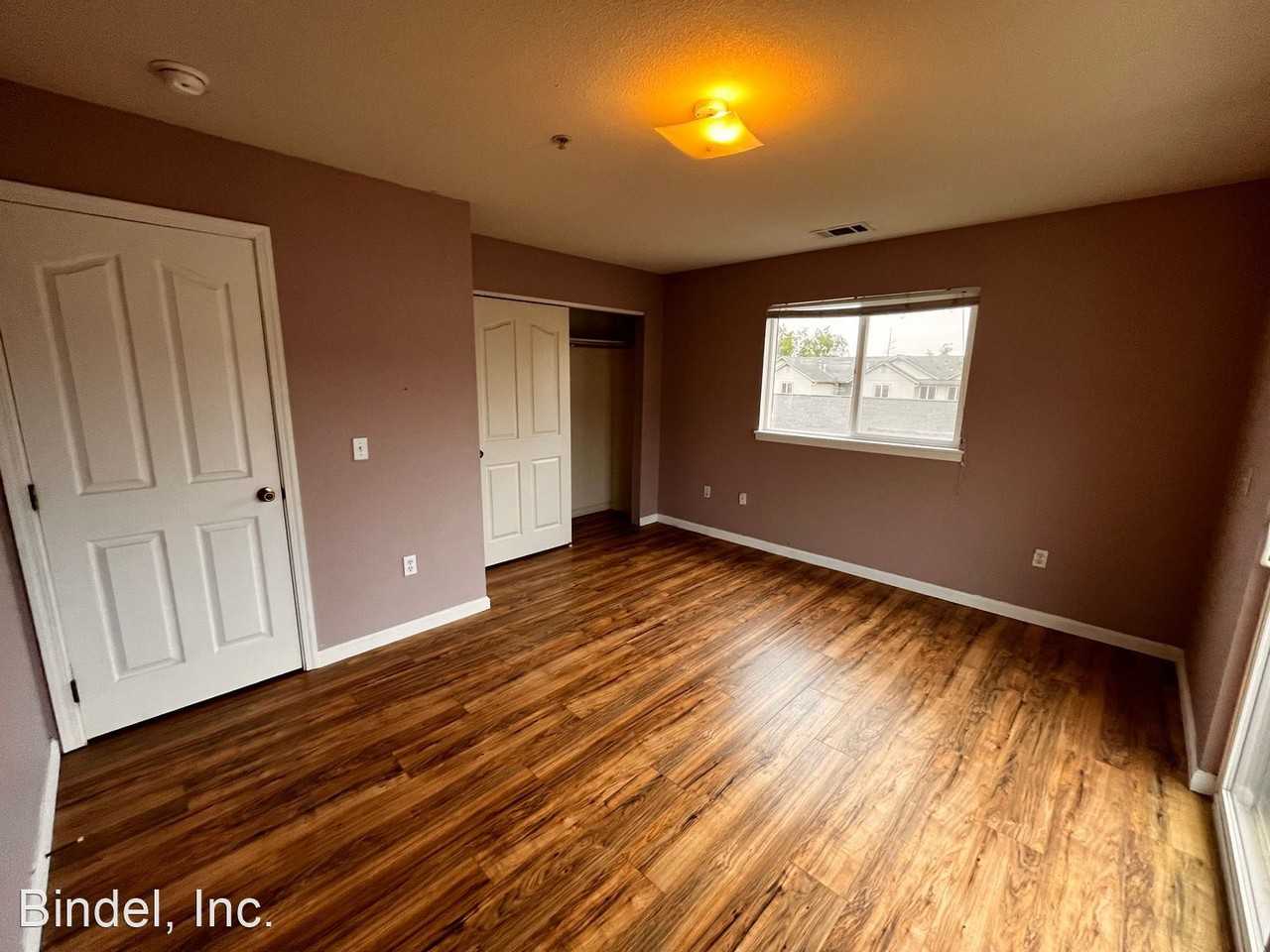 2945 Rainbow Ln - Photo 2 of 14