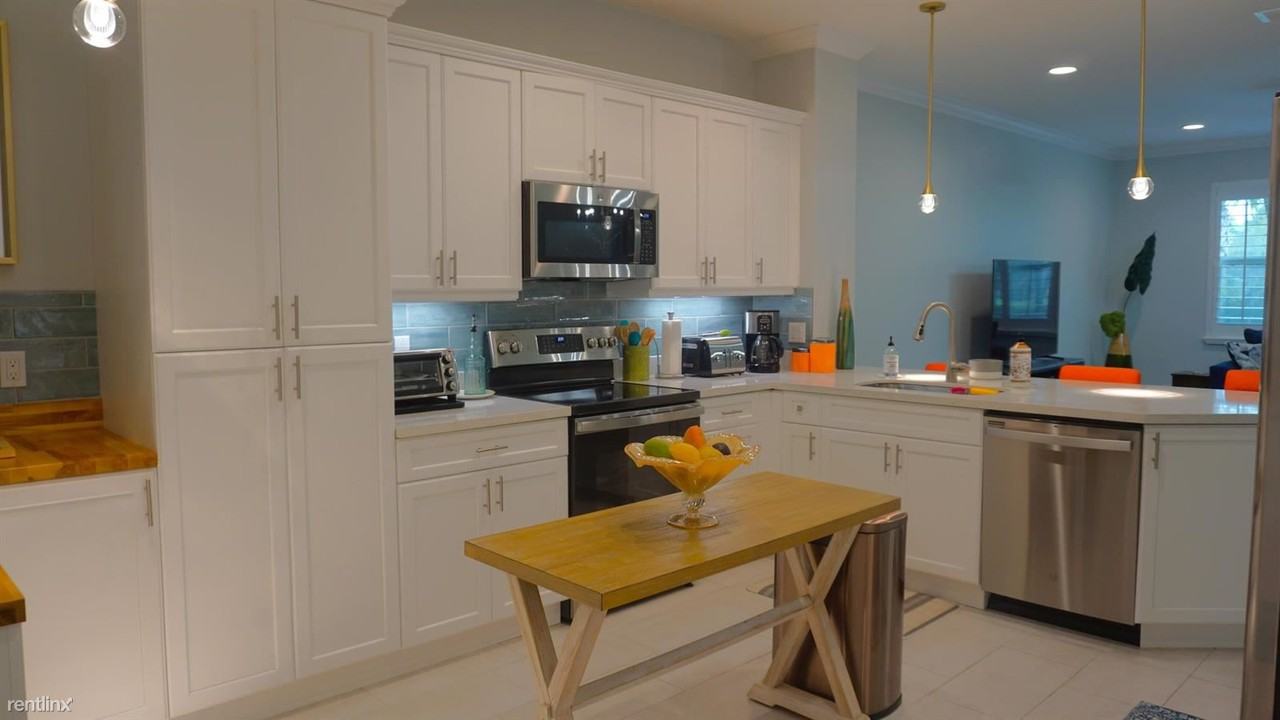 15816 Italian Cypress Way - Photo 2 of 14