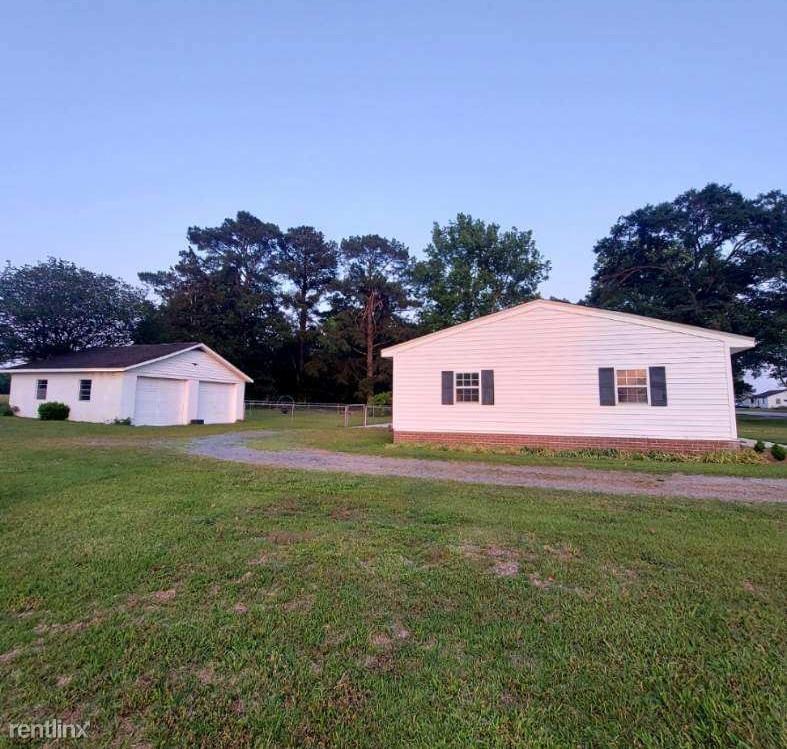 1870 Belvoir Hwy - Photo 3 of 19