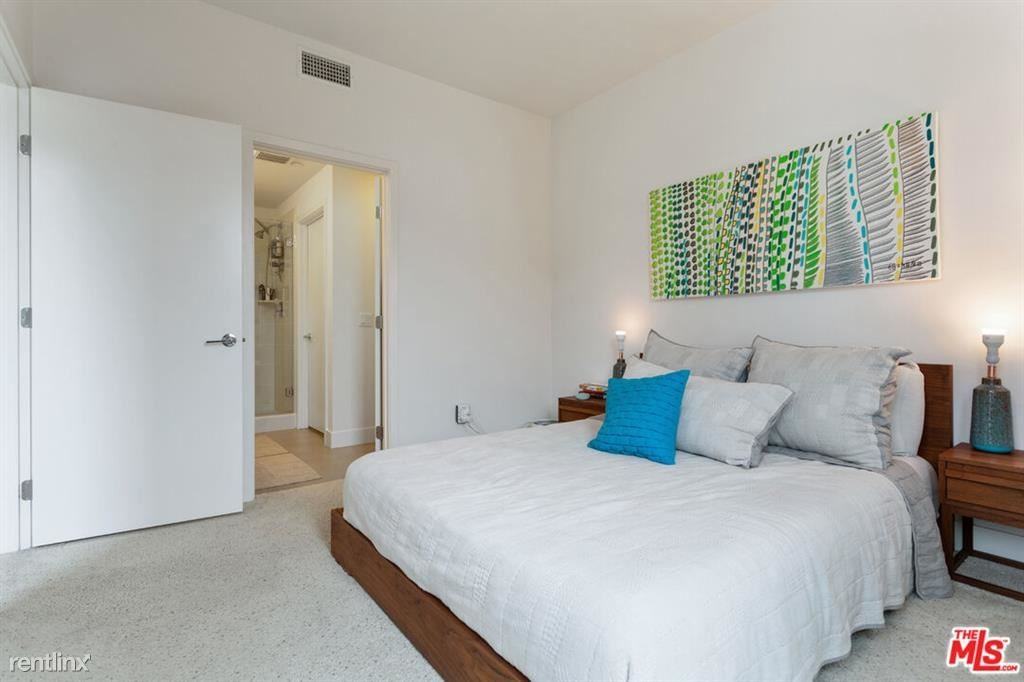 2201 Edendale Ln - Photo 2 of 9