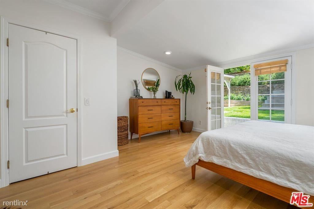 6224 Springvale Dr - Photo 2 of 7