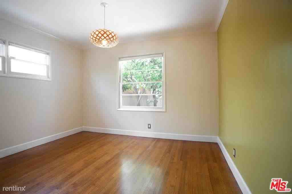 1337 Westerly Ter - Photo 2 of 7
