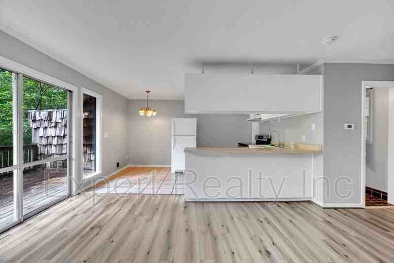 3425 Mountainside Rd - Photo 2 of 23