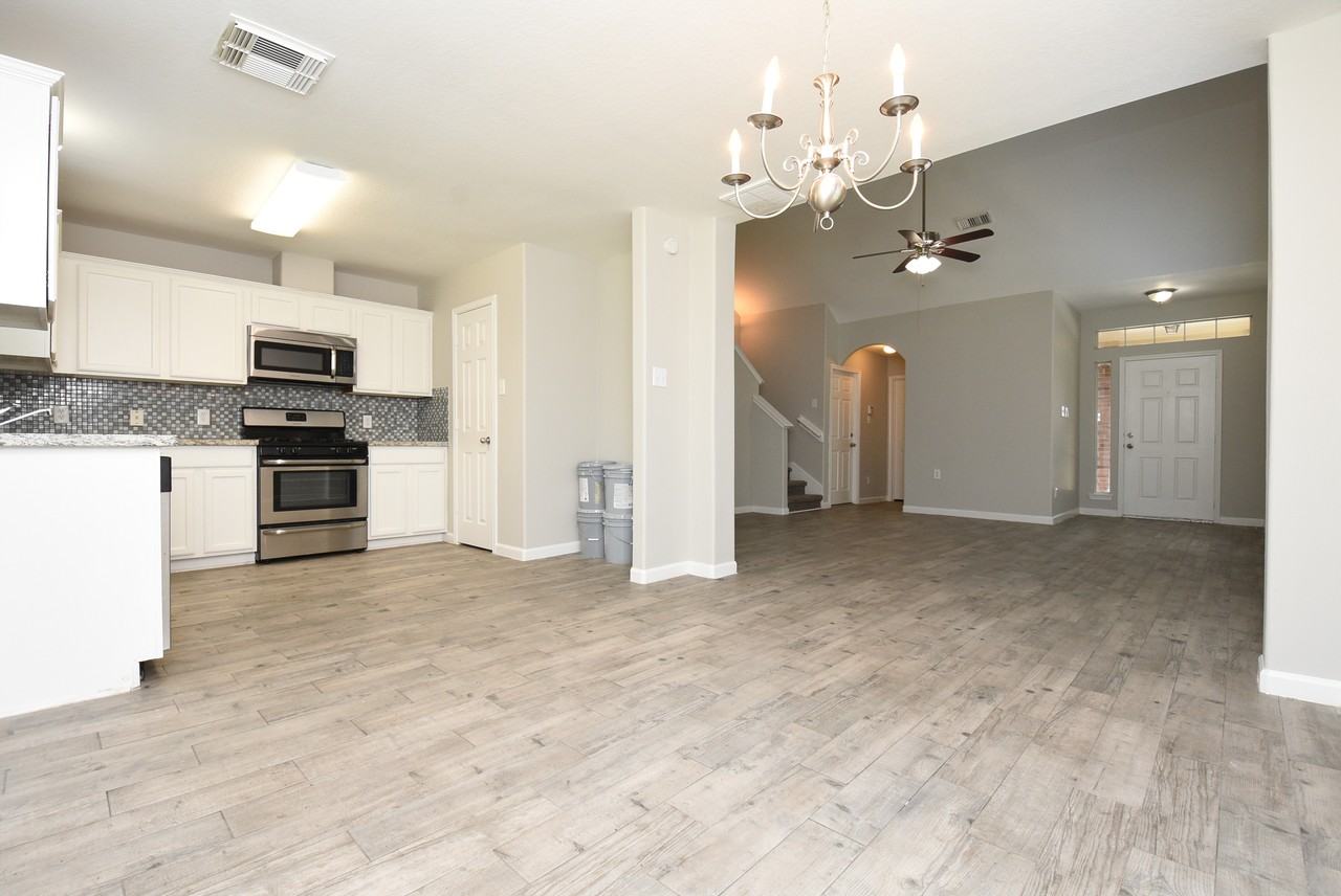 21603 Falvel Lake Dr - Photo 6 of 47