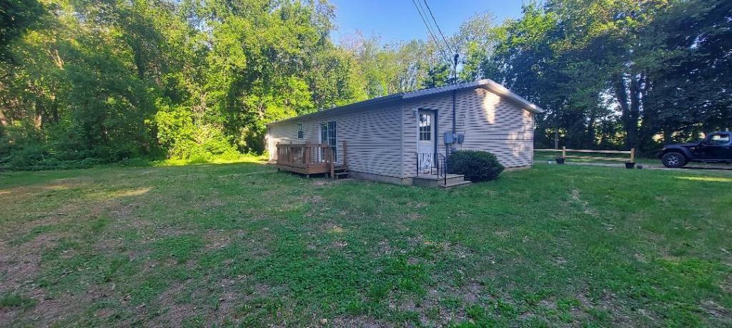 52977 Dante St - Photo 2 of 20