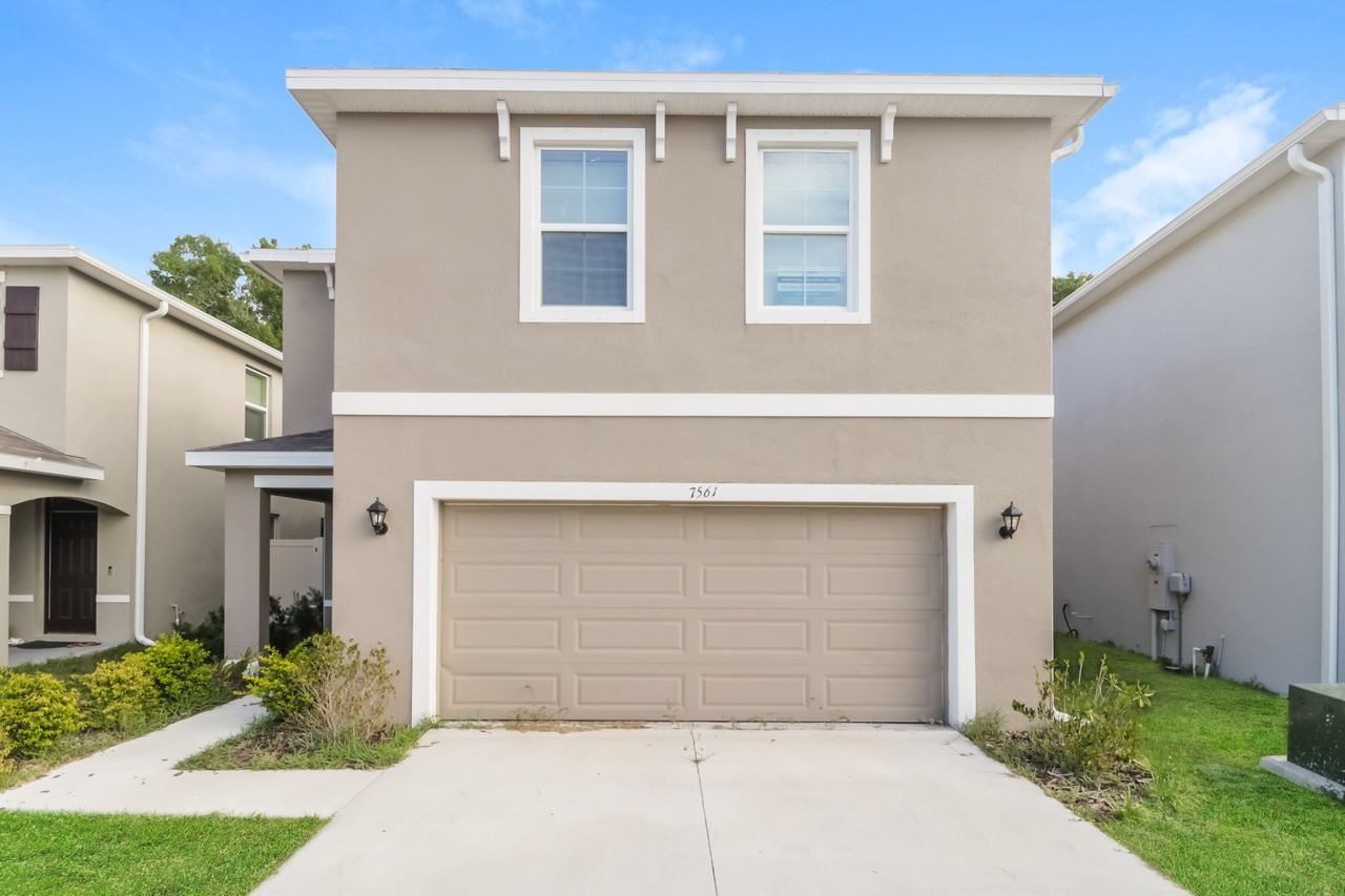 7561 Cypress Walk Dr