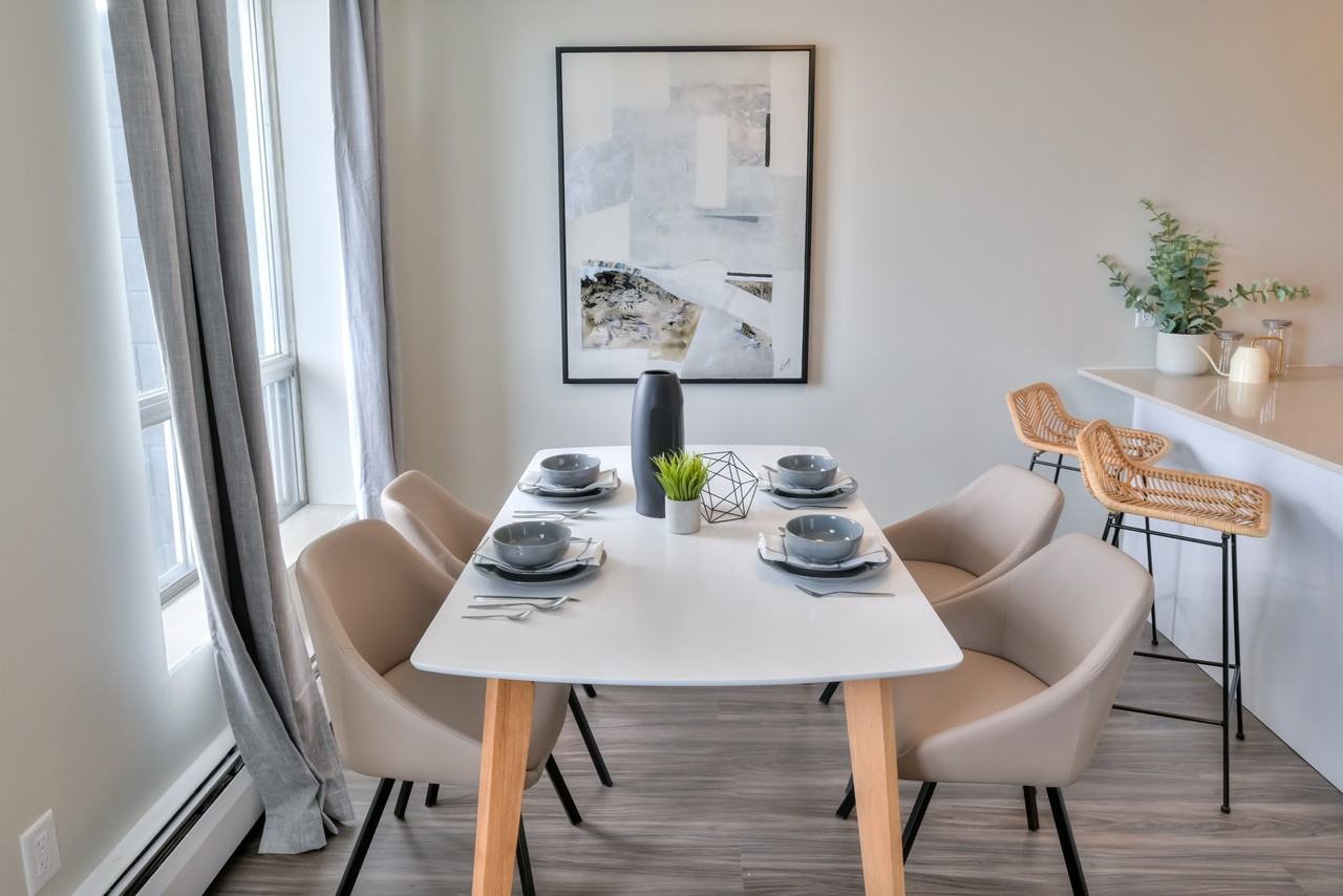 Pinewood Heights Apartments 838 Pinewood Cres, Ottawa, ON K2B 8B7