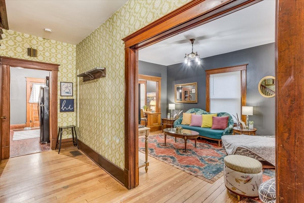 513 W 10th St N #513 - Photo 2 of 19