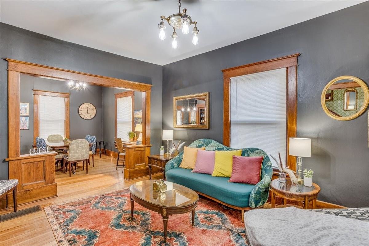 513 W 10th St N #513 - Photo 3 of 19