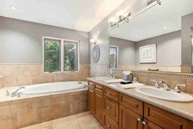 7481 E Dreyfus Ave - Photo 3 of 23