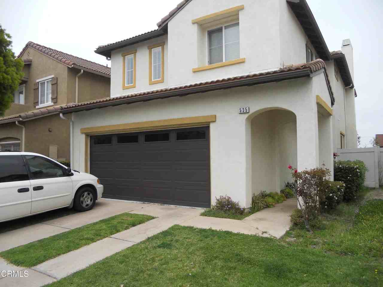 535 Dylan Dr - Photo 2 of 5
