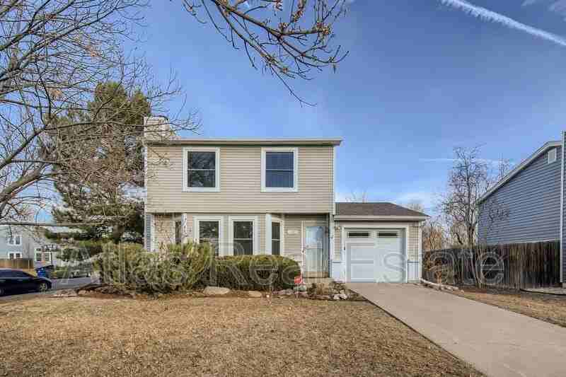 11403 E Ellsworth Pl