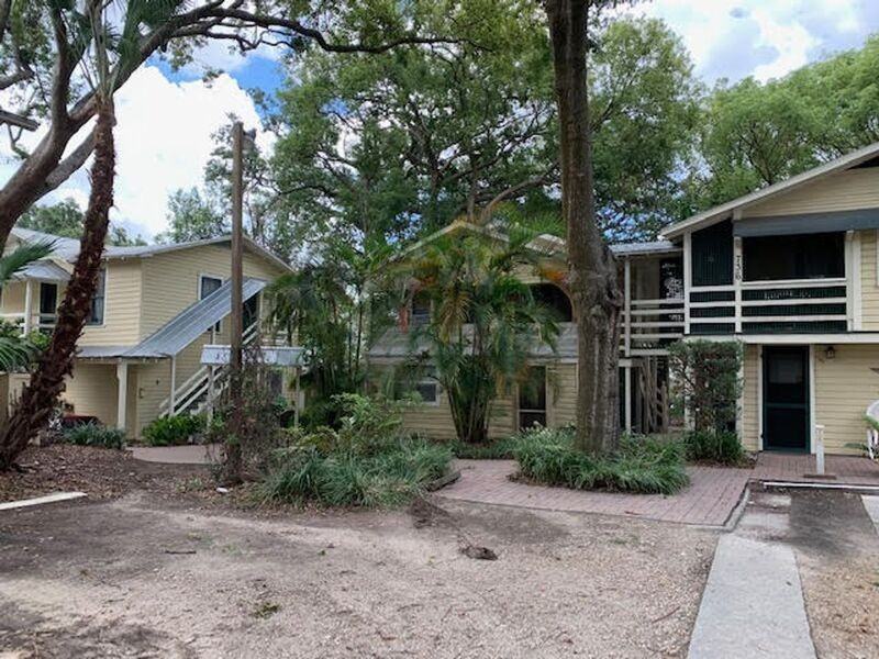 734 Johnson Ave - Photo 2 of 8