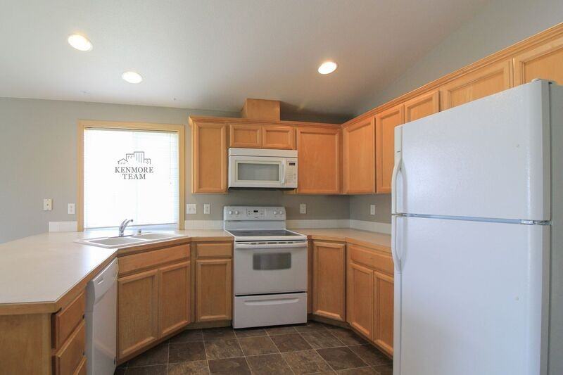 9604 Percheron Dr - Photo 3 of 9