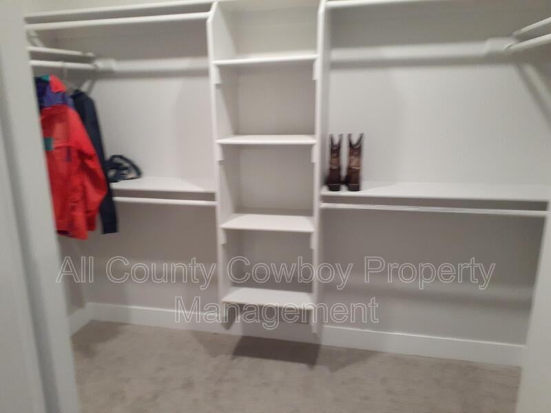 2325 E Grand Ave #B3 - Photo 7 of 13