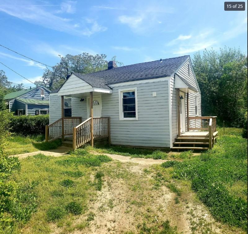 1905 Chelsea St - Photo 3 of 13