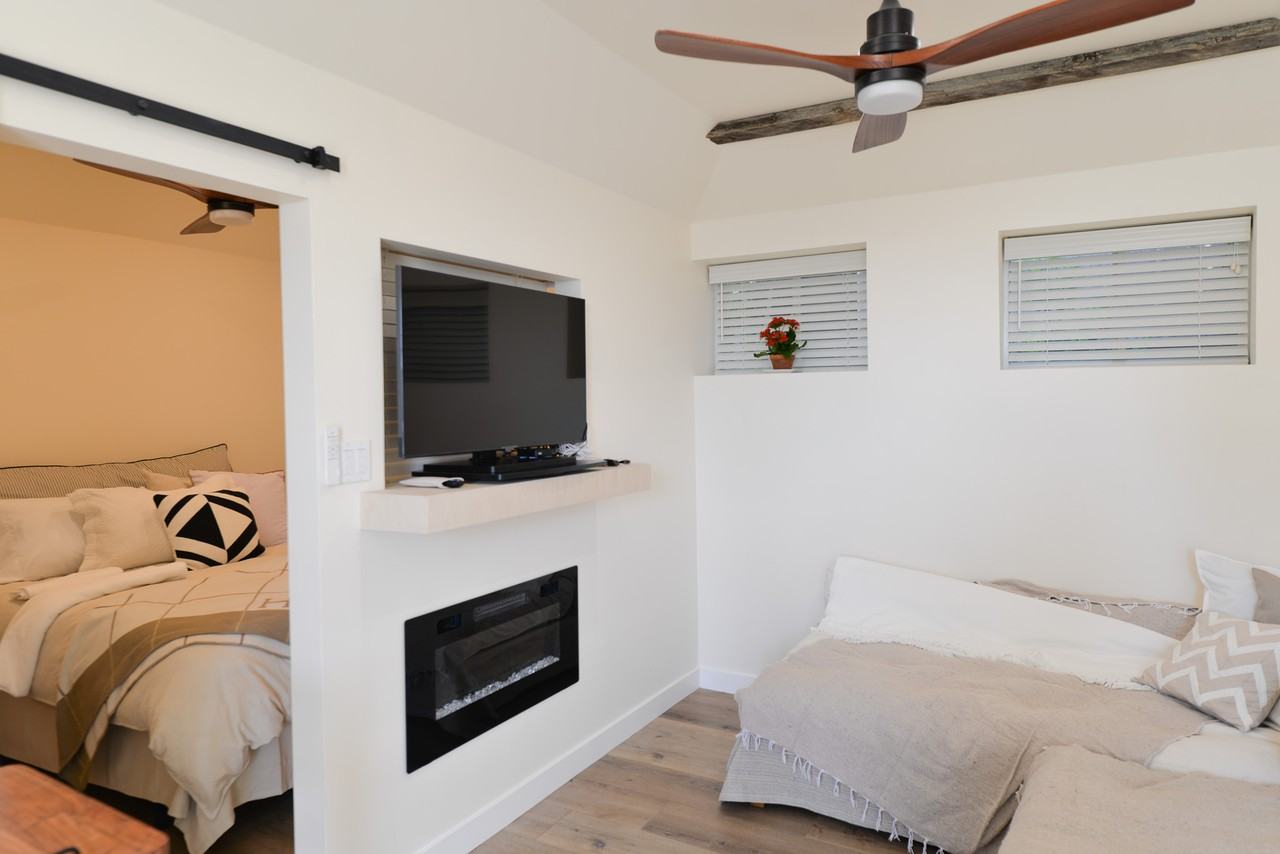 31251 Pedro Street - Photo 3 of 8