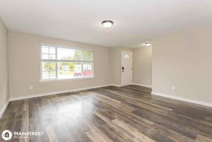 23718 68th Avenue Ct E - Photo 3 of 15