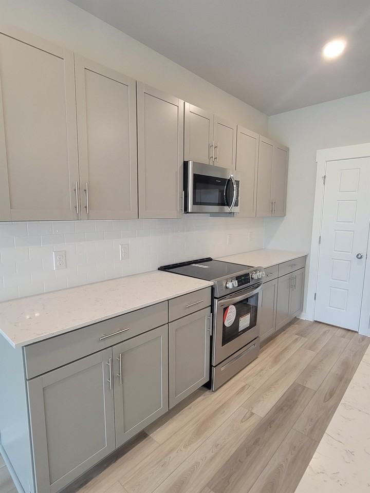 382 Casper Dr #1 - Photo 6 of 11