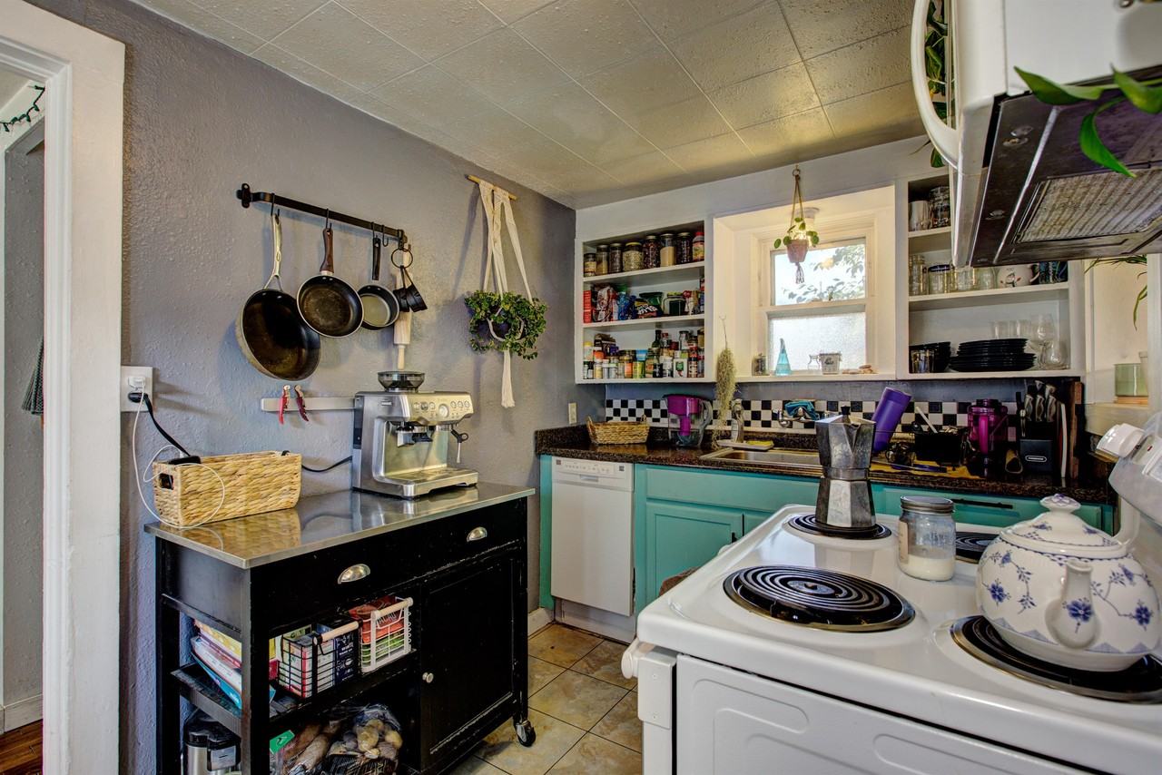 1915 W Madison Ave #1 - Photo 7 of 26