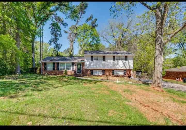4429 Herschel Rd - Photo 2 of 30