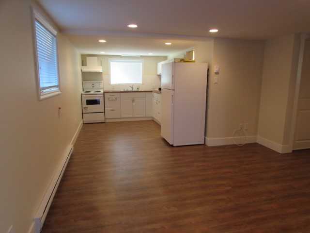 16 Pine St Lowr - Photo 2 of 11