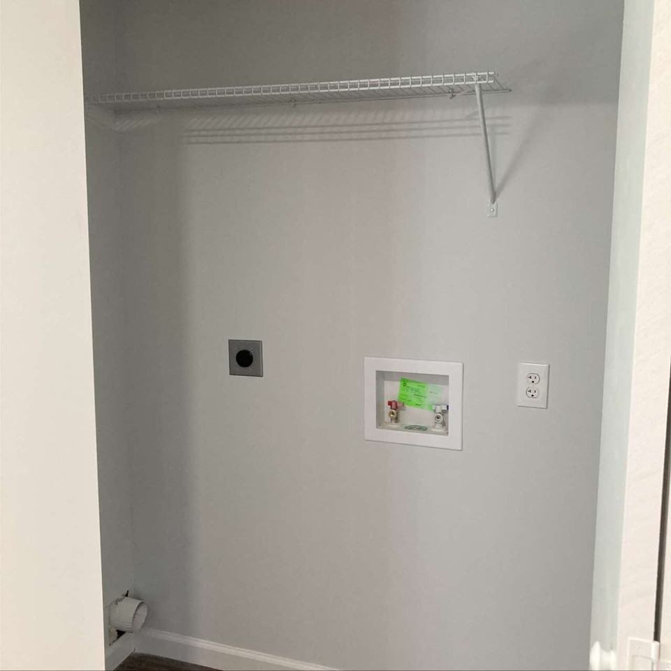 611 W 17th St #1 - Photo 4 of 12