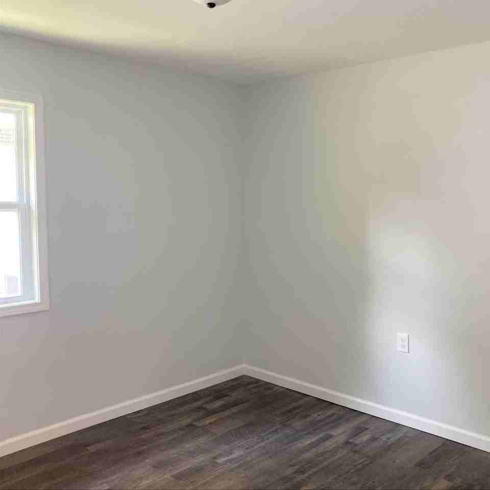 611 W 17th St #1 - Photo 6 of 12