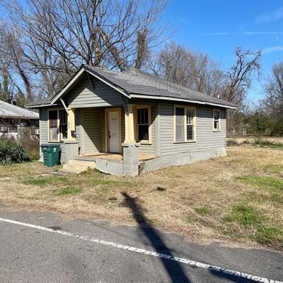 122 Powells Aly - Photo 3 of 8