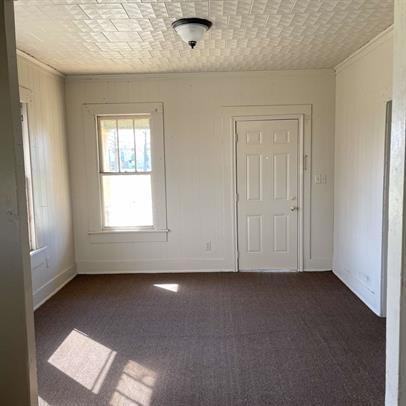 122 Powells Aly - Photo 2 of 8