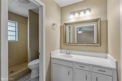 8618 Woodfox Cir - Photo 2 of 16