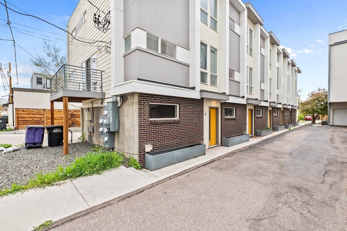 1711 Hooker St - Photo 2 of 16