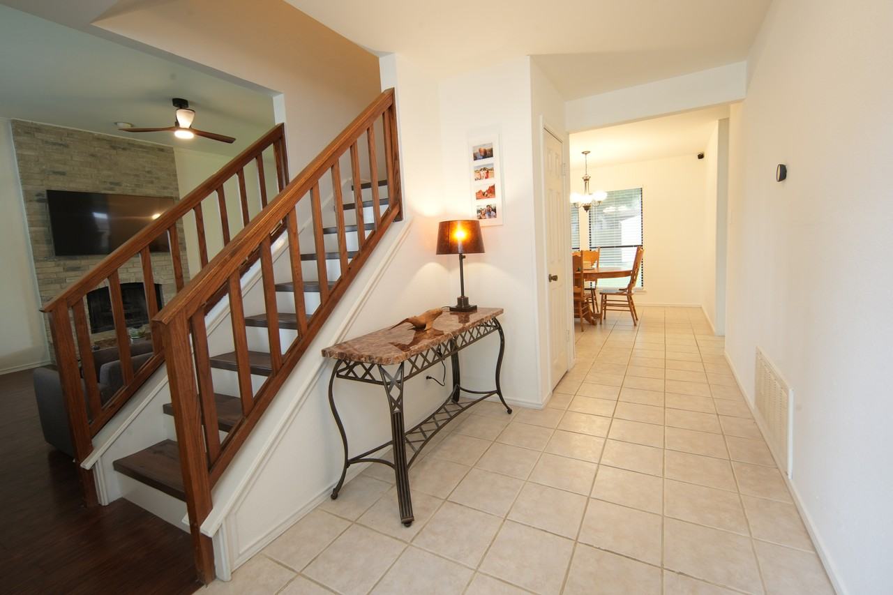 2103 Mimosa Trl #NA - Photo 2 of 30