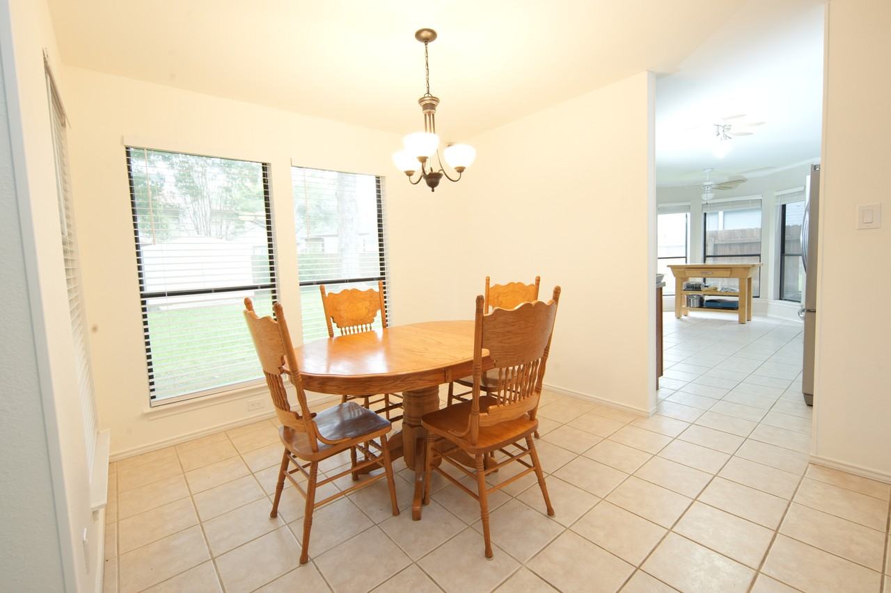 2103 Mimosa Trl #NA - Photo 3 of 30