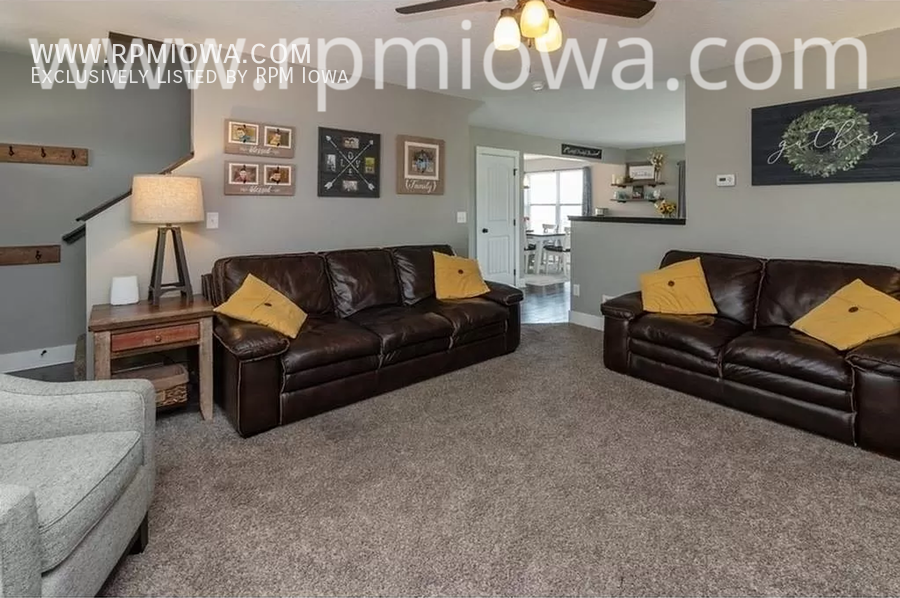 600 37th St Sw - Photo 3 of 17