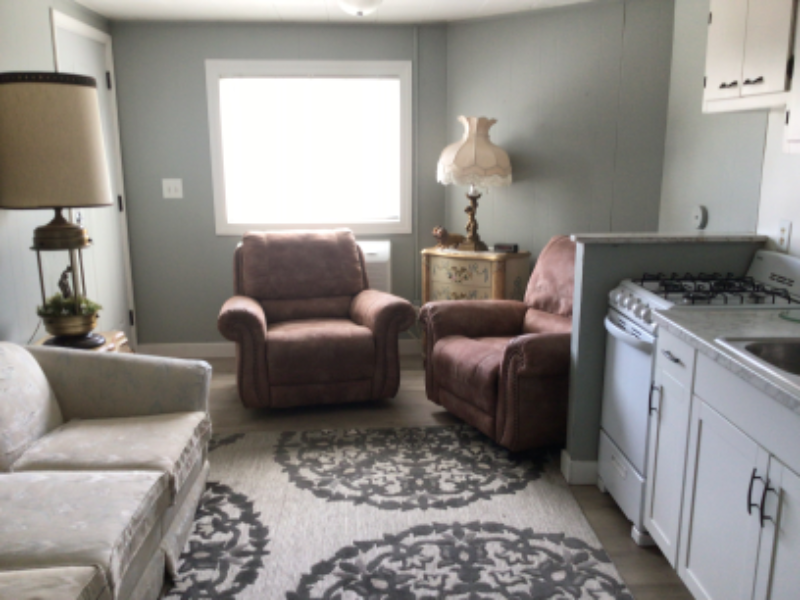 1513 1/2 Carr St #C - Photo 3 of 6