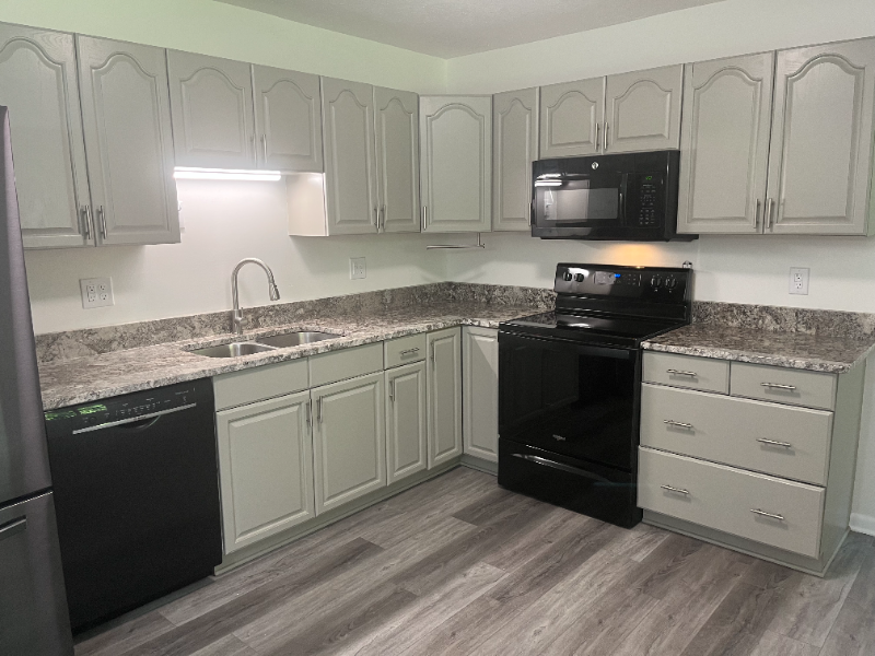 9325 Brookdale Ln - Photo 3 of 17