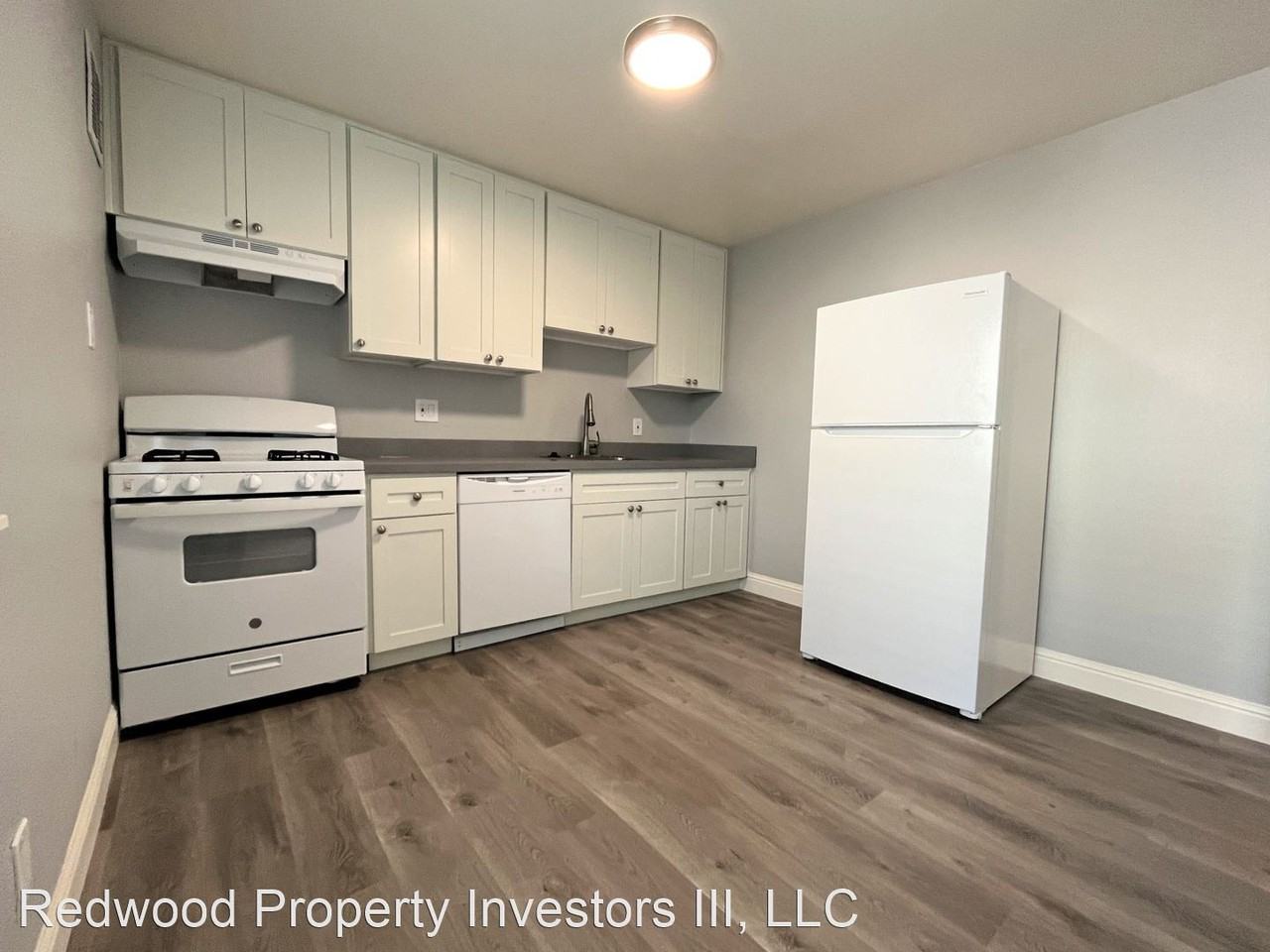 Gated Community in Arden/Arcade Area - Renovated Apartments - Photo 2 of 3